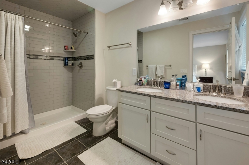 785 Springfield Avenue, Unit 7 Summit, NJ 07901 - Photo 17 of 22