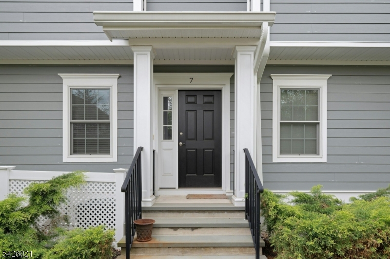 785 Springfield Avenue, Unit 7 Summit, NJ 07901 - Photo 2 of 22