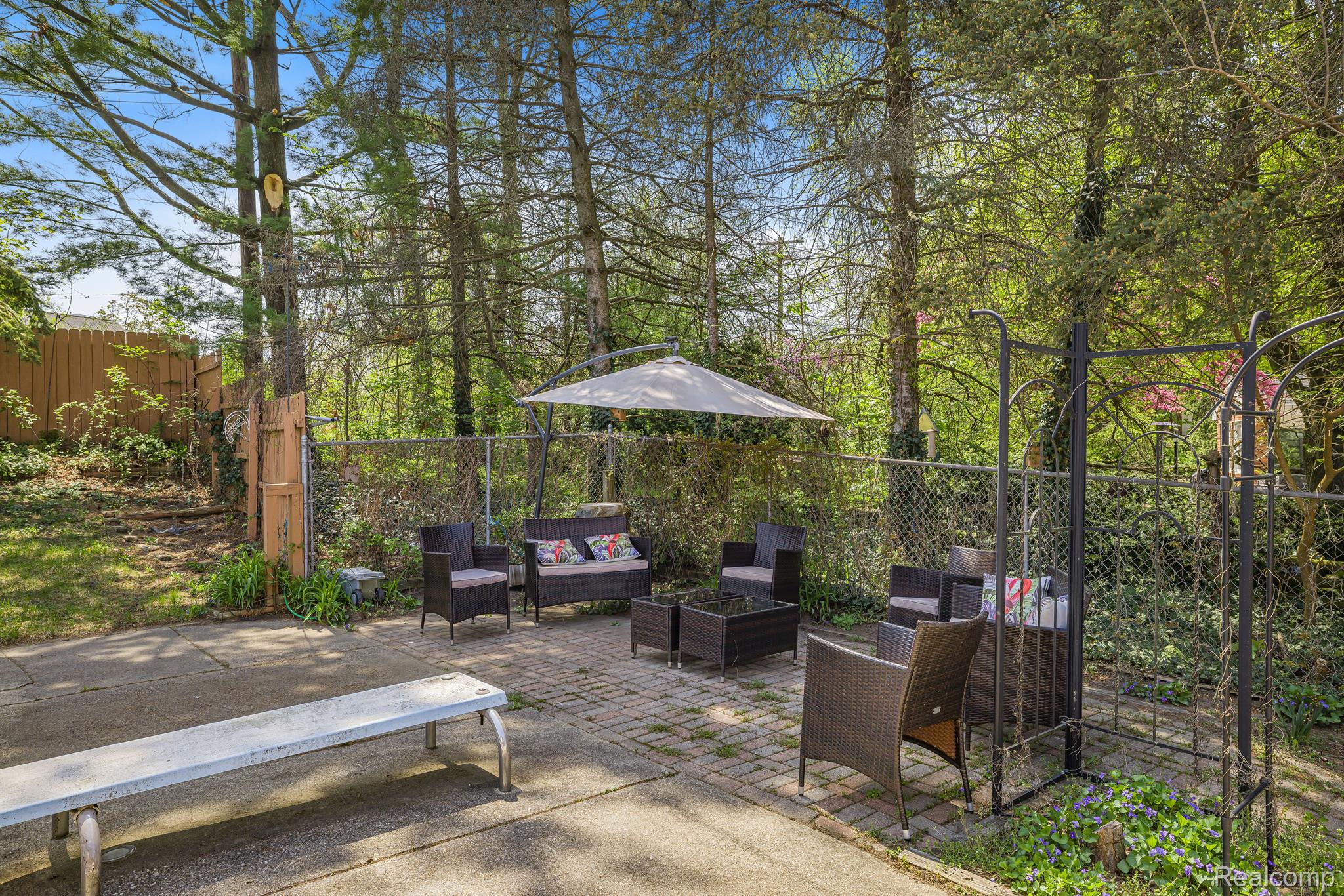 1935 Dawn Ridge Road Walled Lake, MI 48390 - Photo 29 of 33 Gallery Image 29