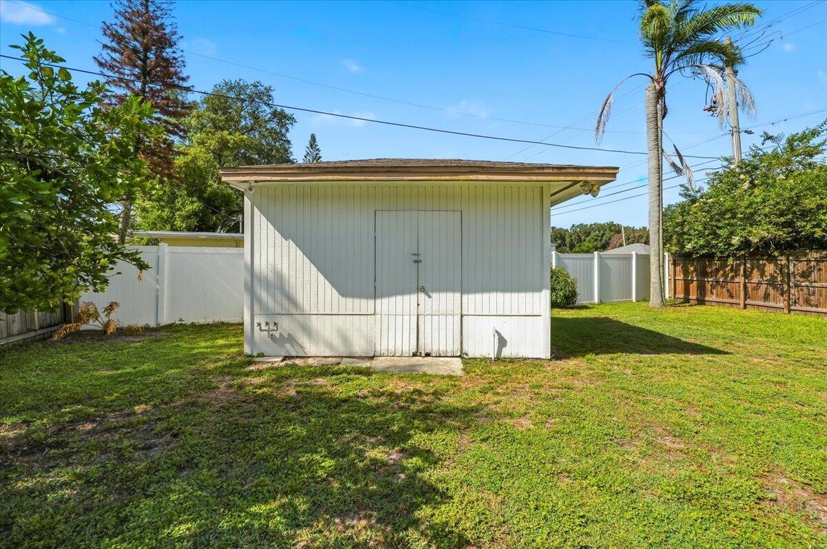 1408 New Jersey Road Lakeland, FL 33803 - Photo 53 of 58 56-Storage