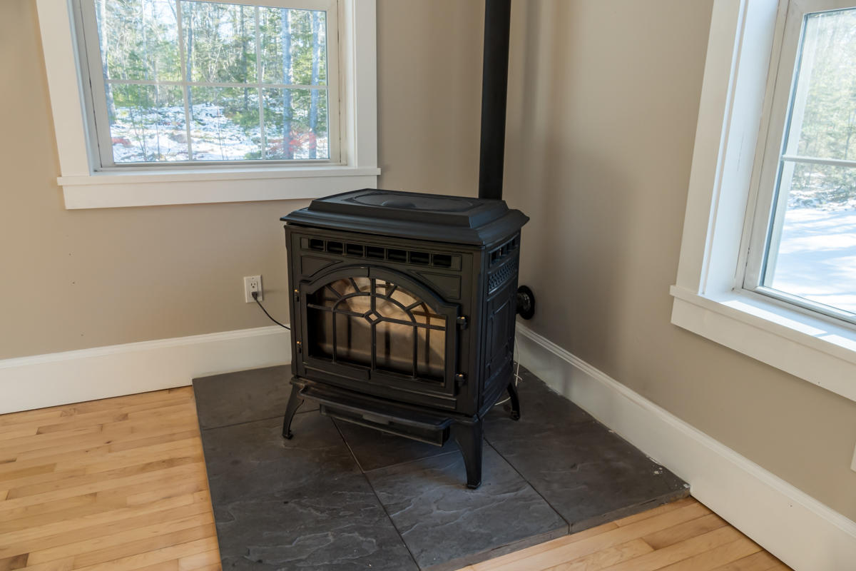 54 Hixon Hill Road Woolwich, ME 04579 - Photo 14 of 55 20-Wood Stove