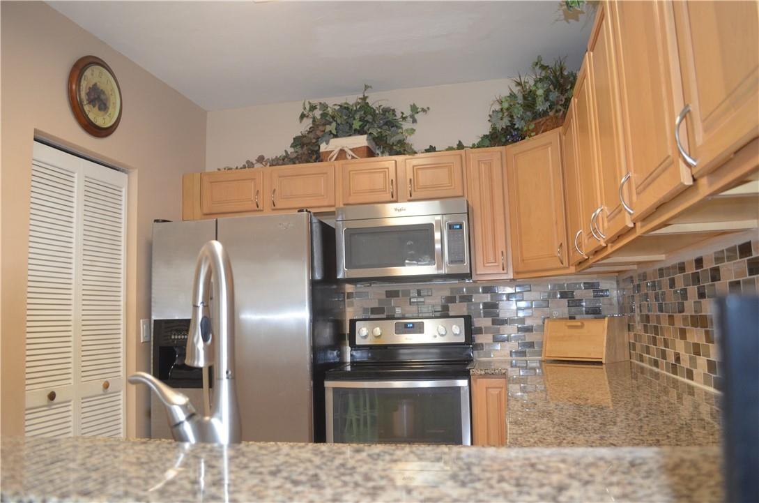 20930 Vía Oleander, Unit 6 Boca Raton, FL 33428 - Photo 10 of 80 Photo 10