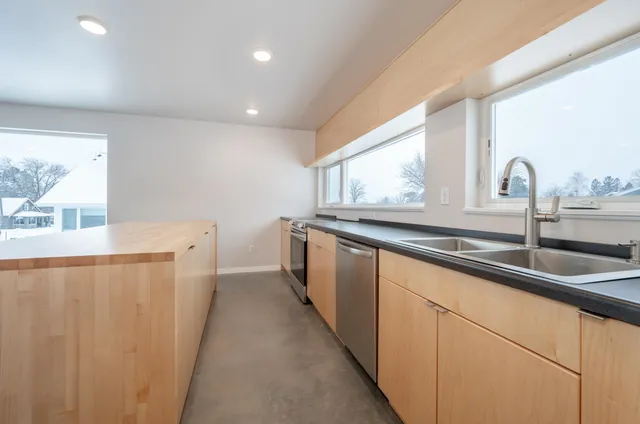 $180,000 | 711 Northwest 7th Street, Grand Rapids, MN 55744