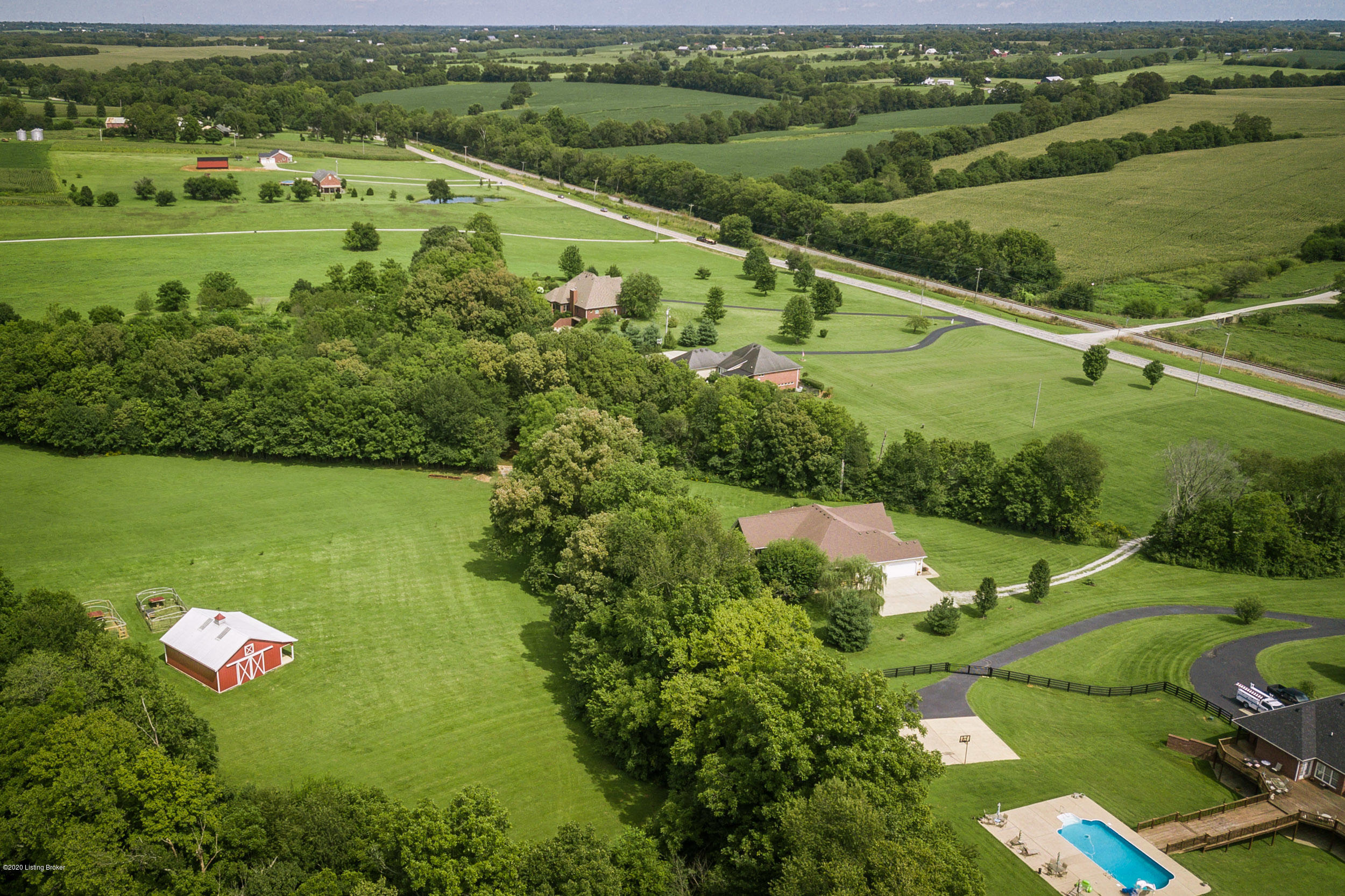 2700 Cropper Road Shelbyville, KY 40065 - Photo 3 of 84 Views!
