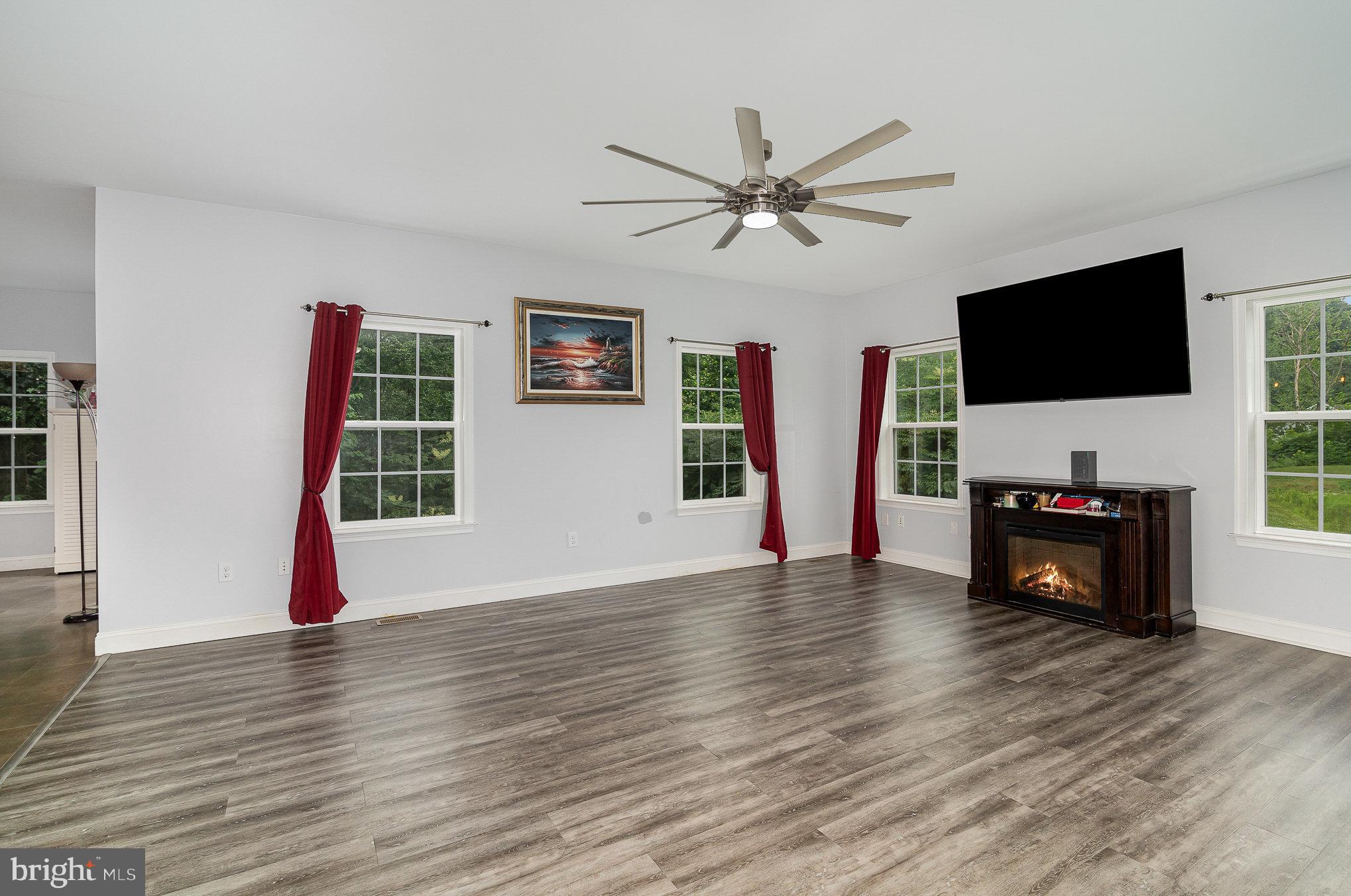 116 Freys Road Elizabethtown, PA 17022 - Photo 11 of 38