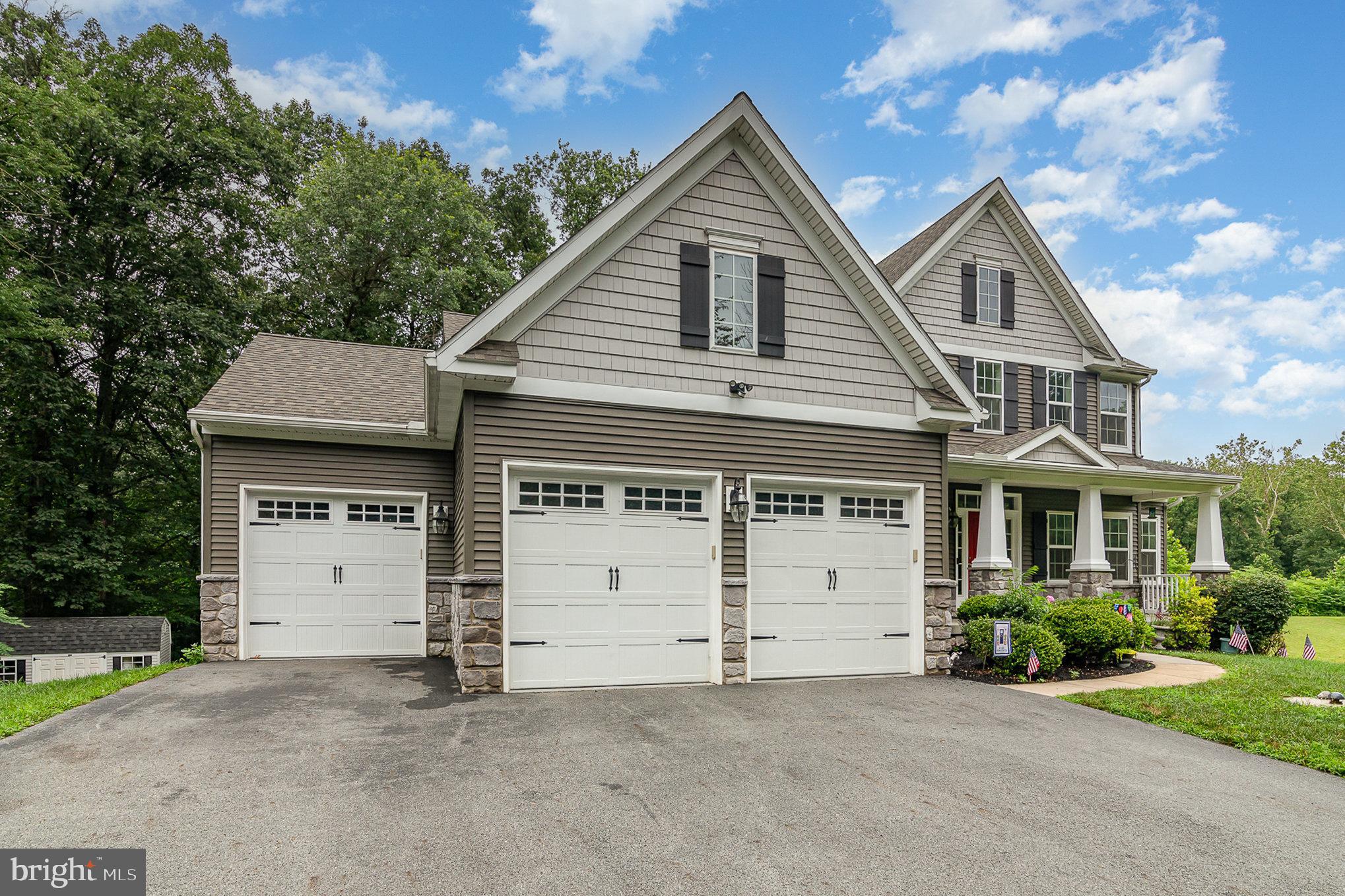 116 Freys Road Elizabethtown, PA 17022 - Photo 2 of 38