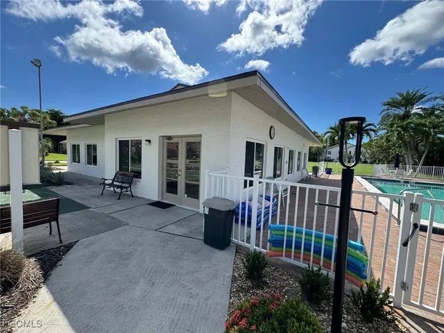 $2,000 | 5455 Peppertree Drive, Unit 7, Fort Myers, FL 33908