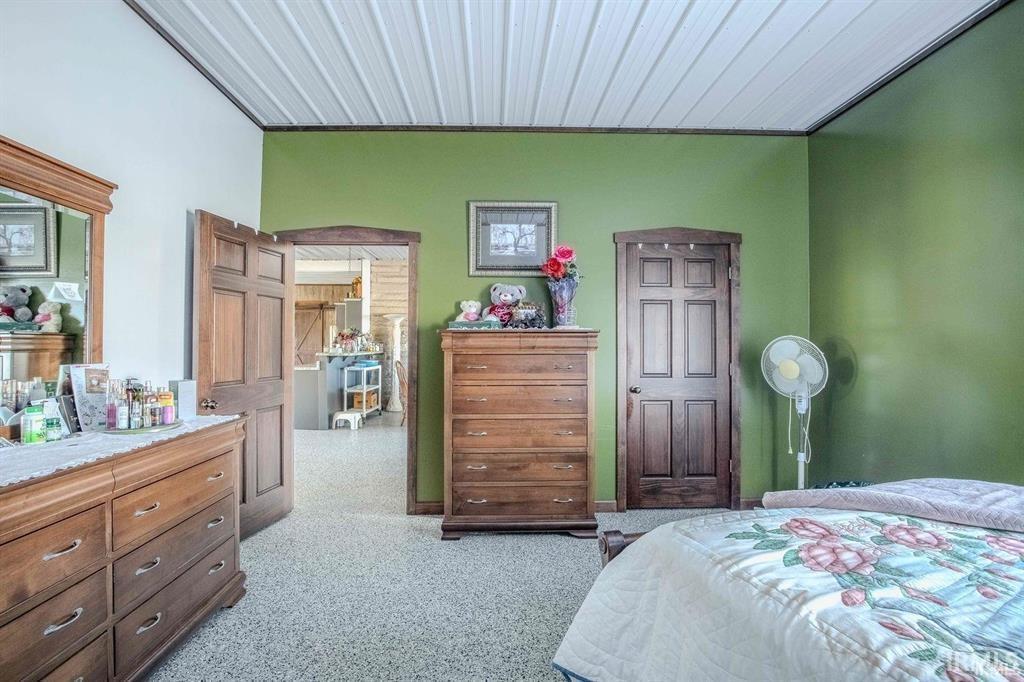 2145 West 50th Lagrange, IN 46761 - Photo 12 of 36