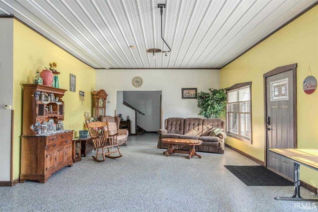 2145 West 50th Lagrange, IN 46761 - Photo 4 of 36