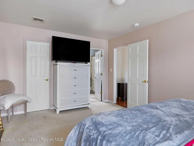 a view of a livingroom with furniture