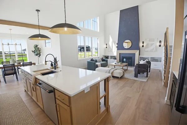 $1,350,000 | 6520 Selkirk Drive South, Fargo, ND 58104