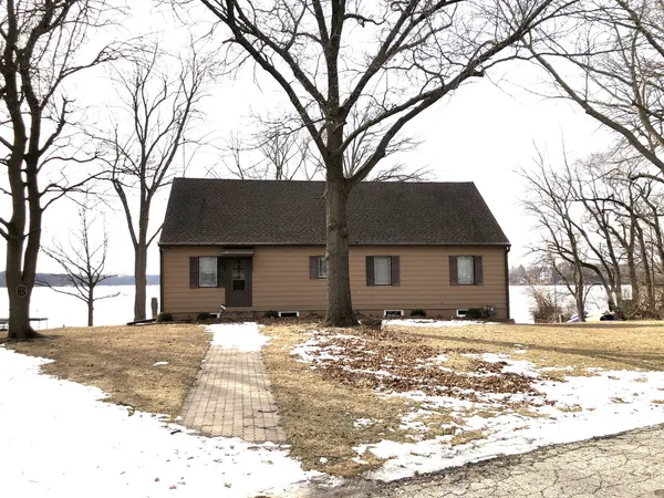 $849,000 | 18269 Hiawatha Court, Hudson, IL 61748