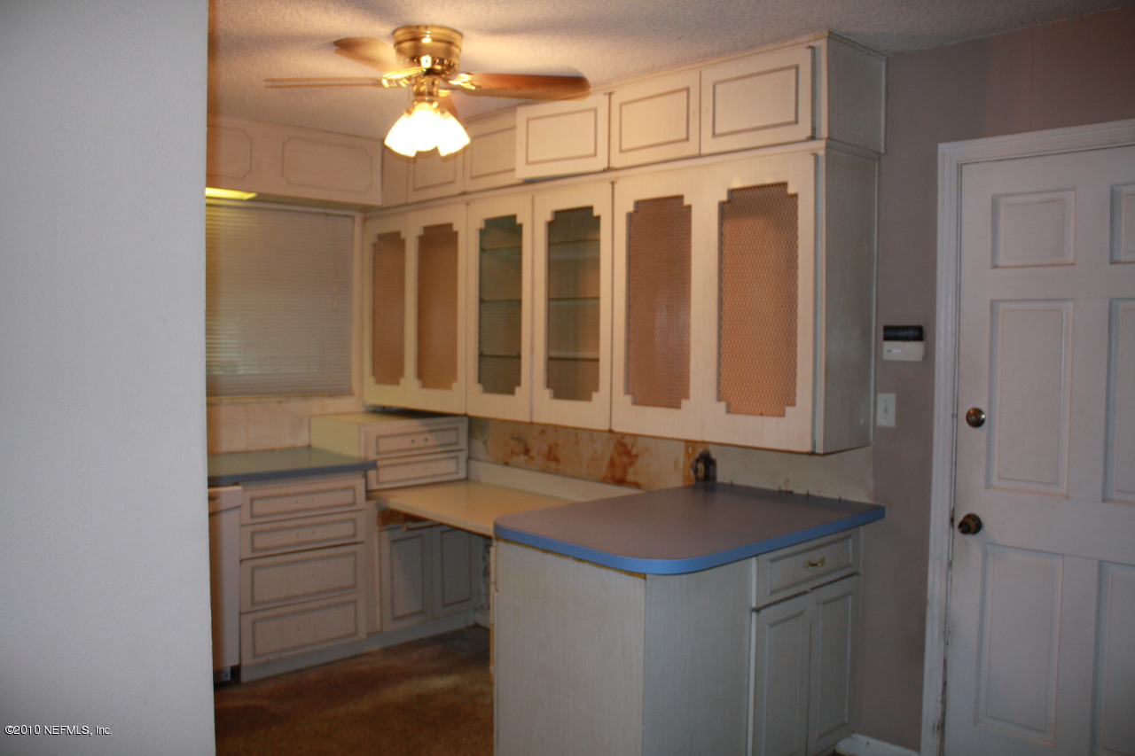 3762 Marianna Road Jacksonville, FL 32217 - Photo 3 of 12 KITCHEN