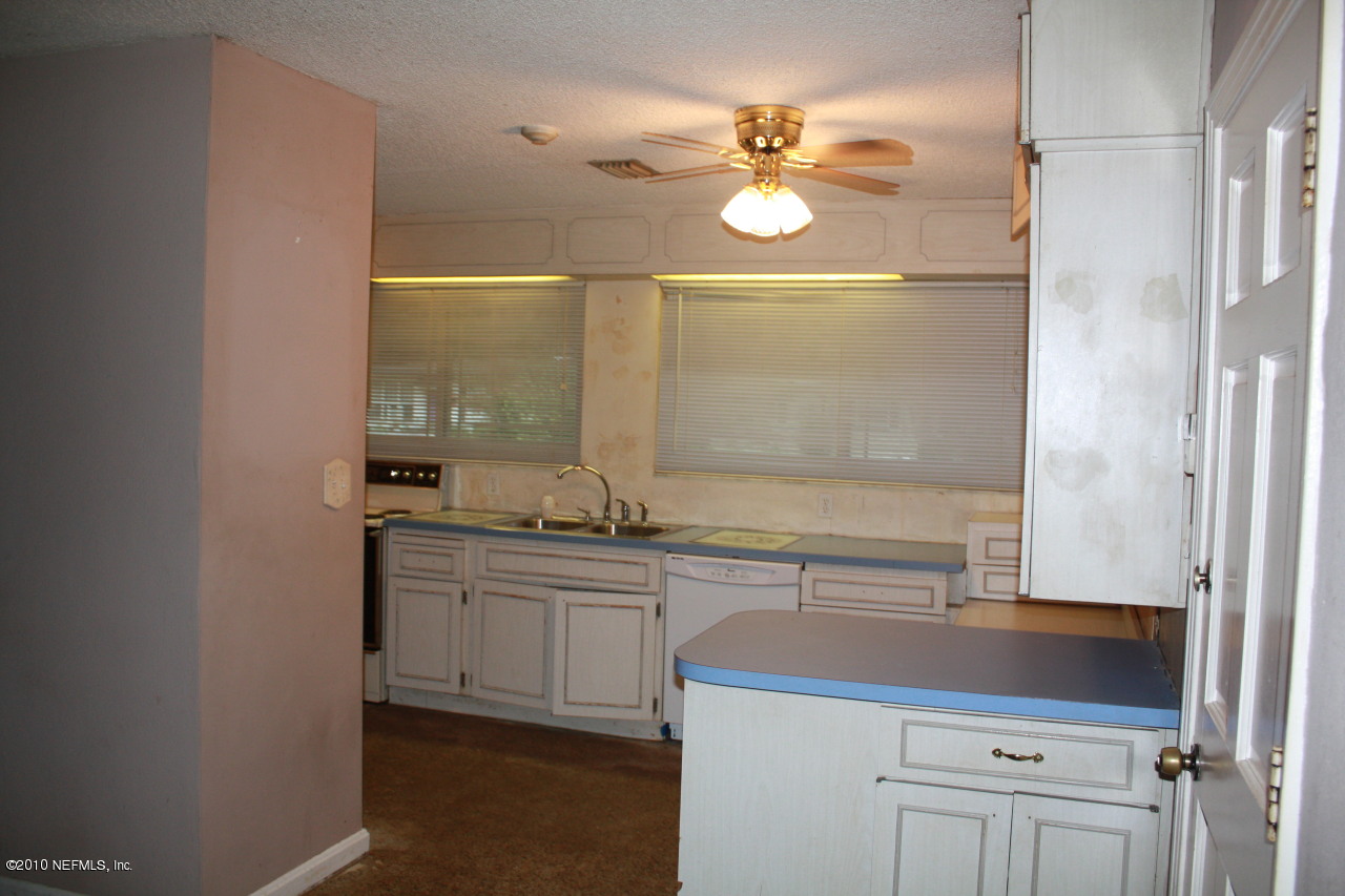 3762 Marianna Road Jacksonville, FL 32217 - Photo 4 of 12 KITCHEN