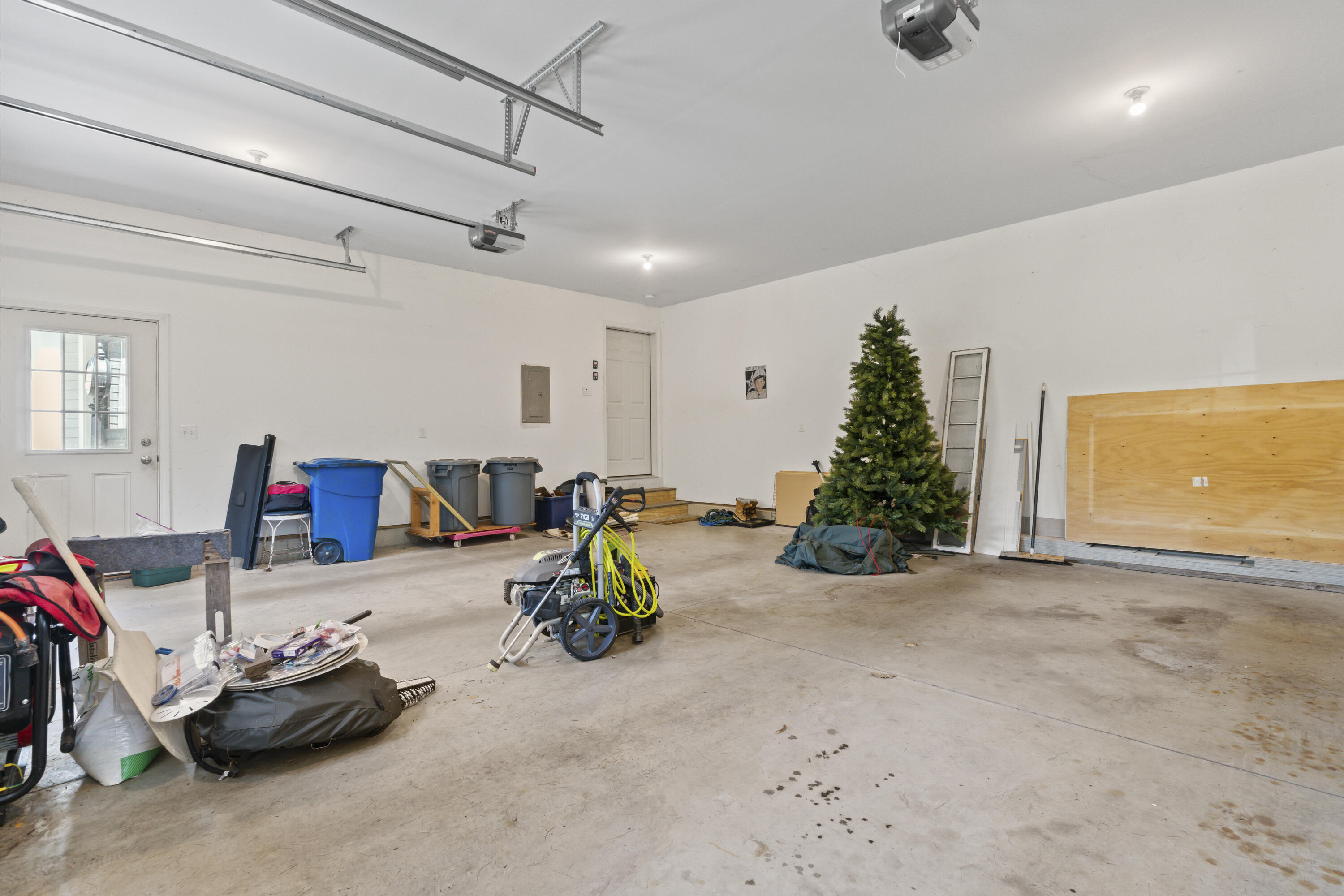 41 Cape Neddick Road York, ME 03909 - Photo 46 of 53 2-Car Garage