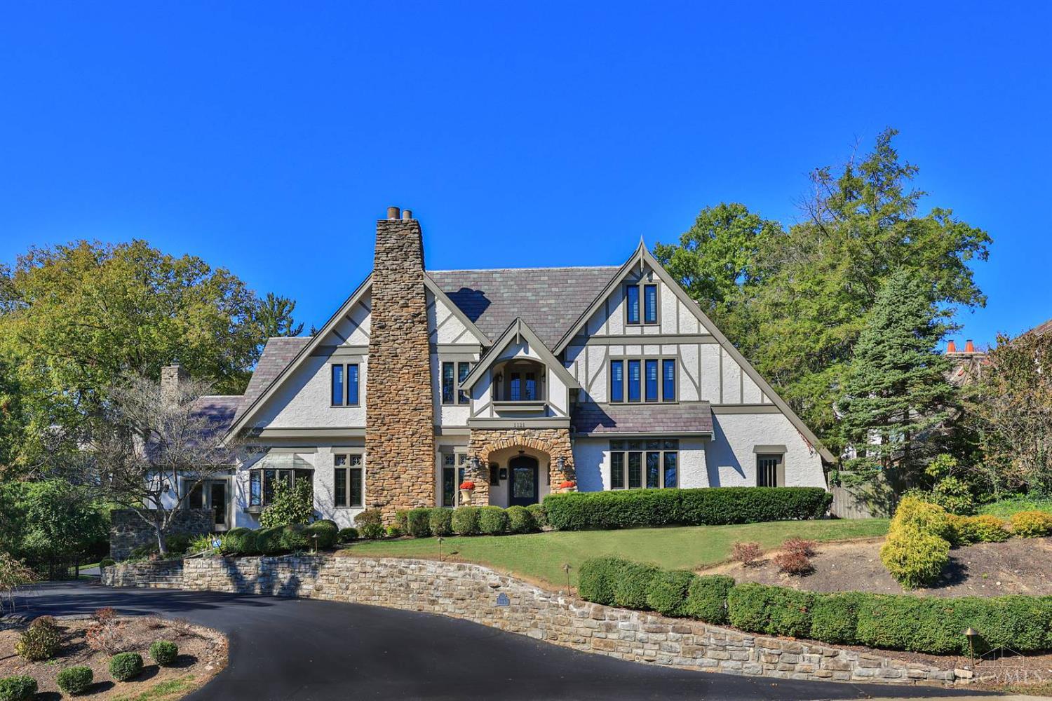 1121 Edwards Road Cincinnati, OH 45208 - Photo 1 of 11 Gallery Image 1