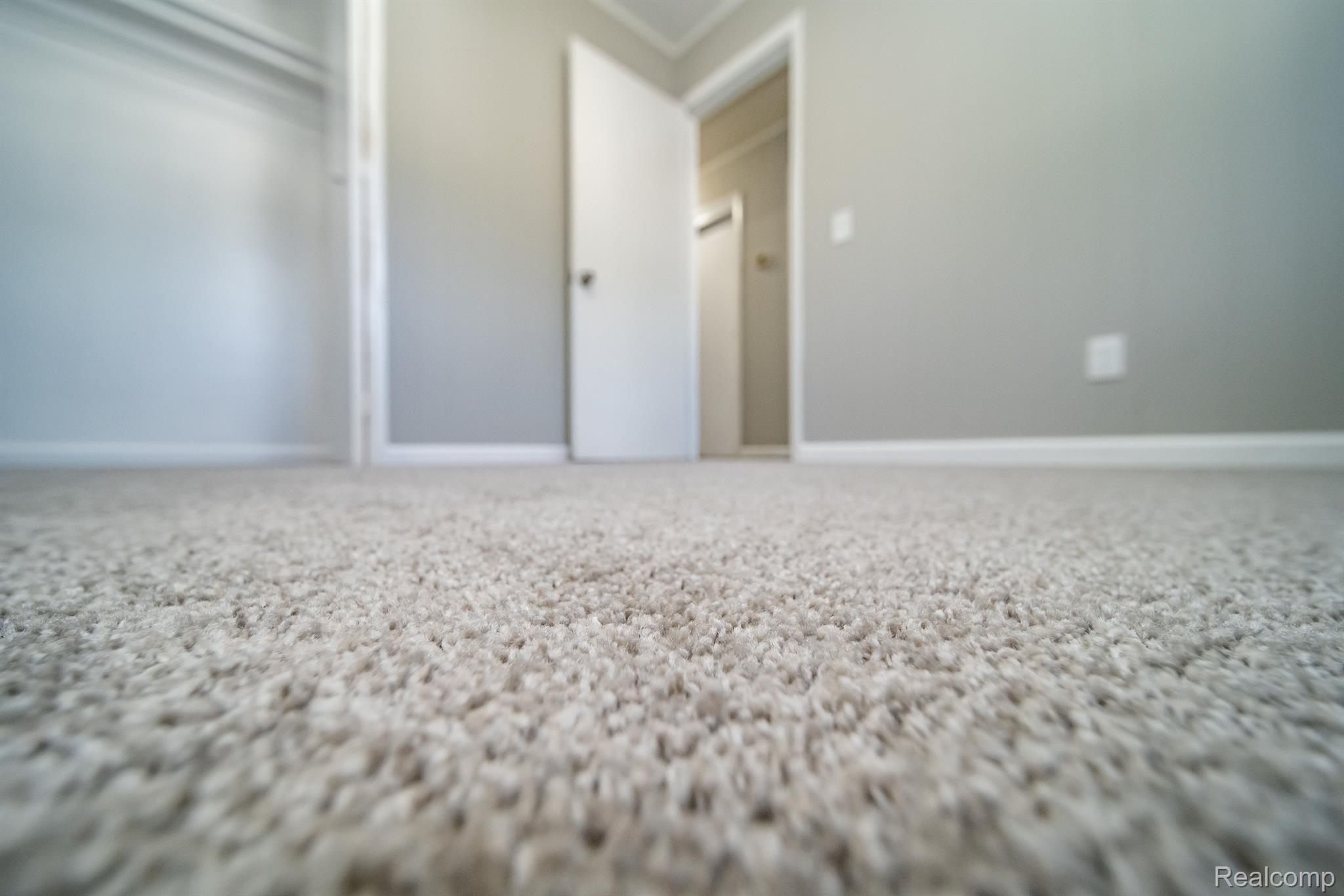 8233 Stephens Road Center Line, MI 48015 - Photo 44 of 48 Gallery Image 44