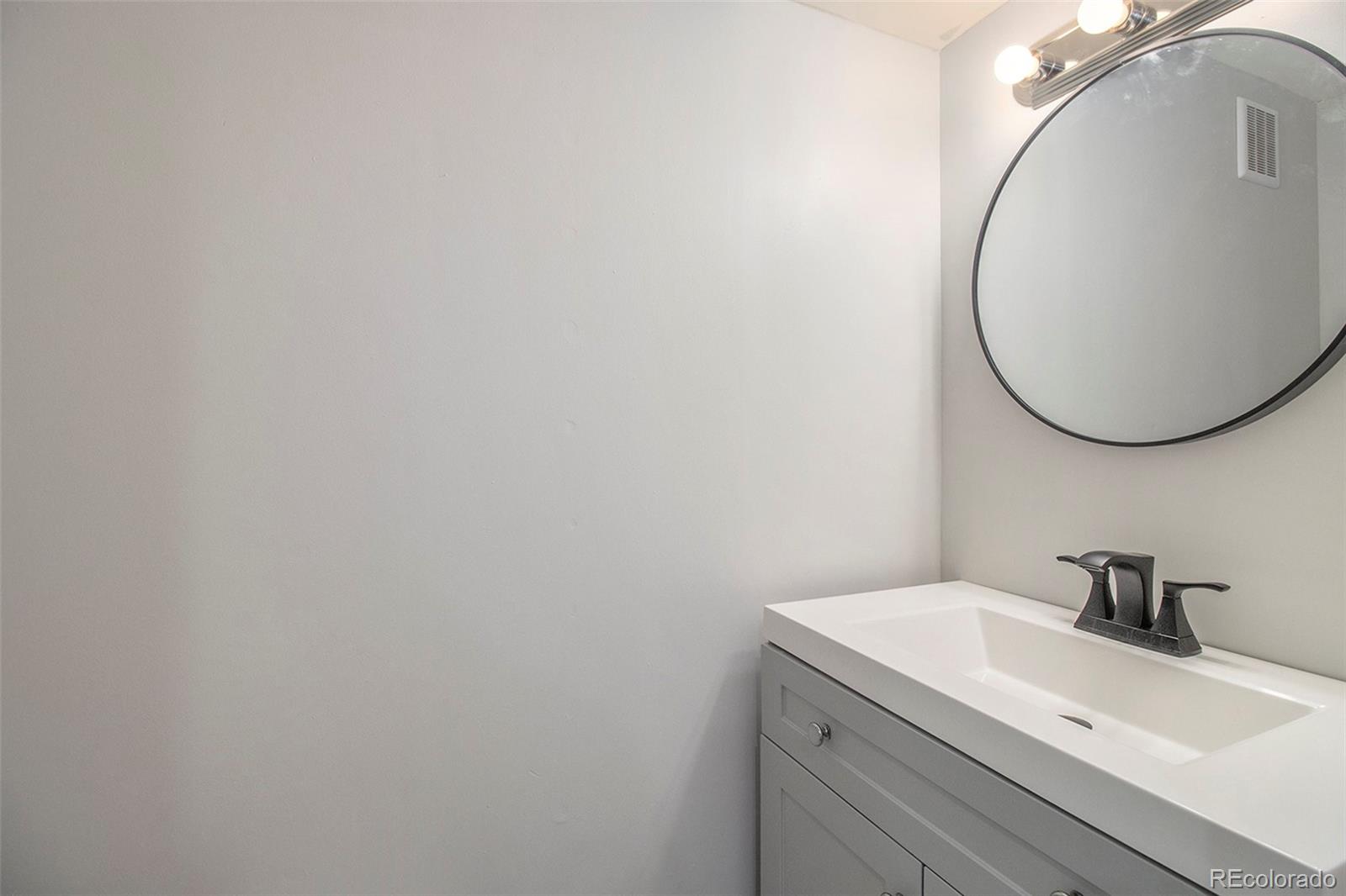 8985 Winrock Street Highlands Ranch, CO 80126 - Photo 30 of 34 Gallery Image 30