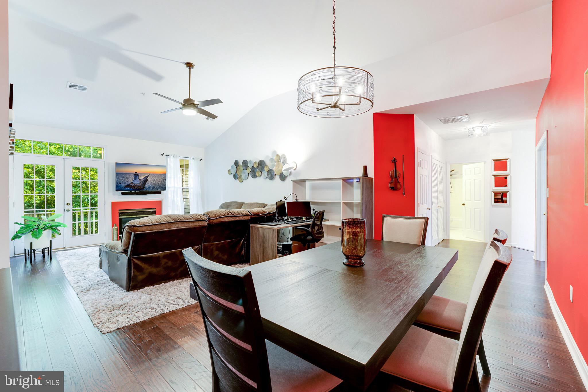 11406 Windleaf Court, Unit 13 Reston, VA 20194 - Photo 12 of 26 Gallery Image 12