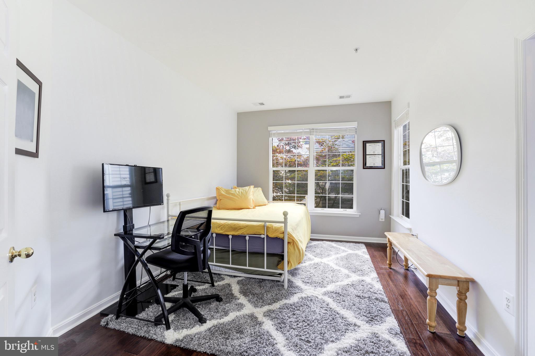 11406 Windleaf Court, Unit 13 Reston, VA 20194 - Photo 17 of 26 Gallery Image 17