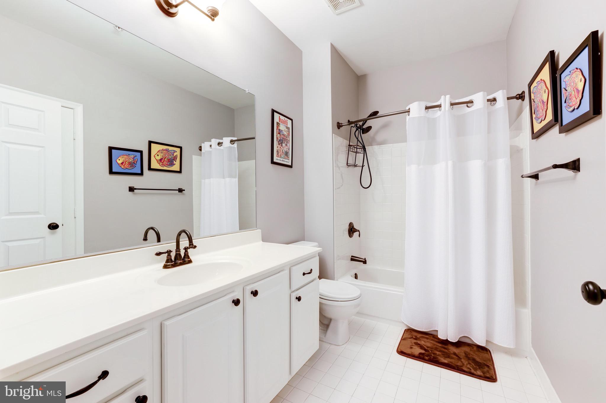 11406 Windleaf Court, Unit 13 Reston, VA 20194 - Photo 18 of 26 Gallery Image 18