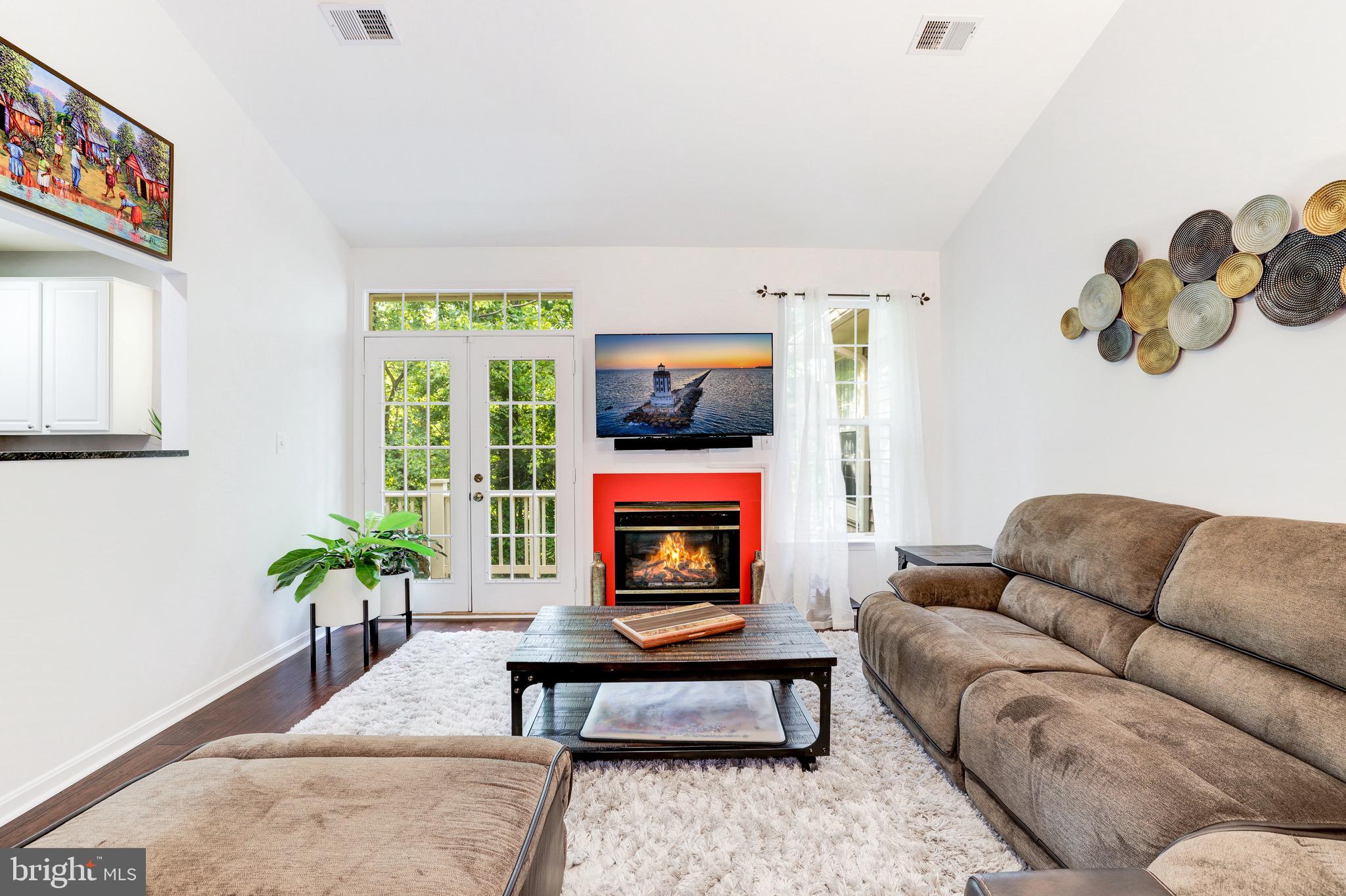 11406 Windleaf Court, Unit 13 Reston, VA 20194 - Photo 7 of 26 Gallery Image 7