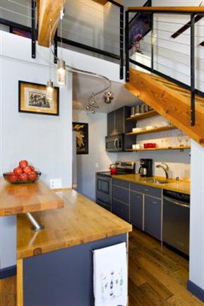 720 York Street, Unit 209 San Francisco, CA 94110 - Photo 3 of 10