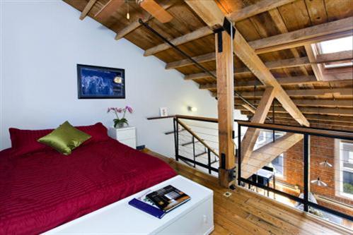 720 York Street, Unit 209 San Francisco, CA 94110 - Photo 4 of 10