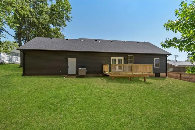 $295,000 | 410 East Main Street, Richmond, MO 64085