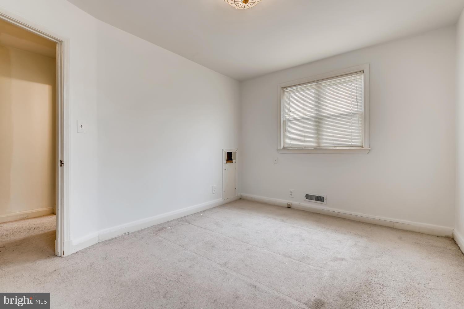 1869 Church Road Baltimore, MD 21222 - Photo 14 of 28