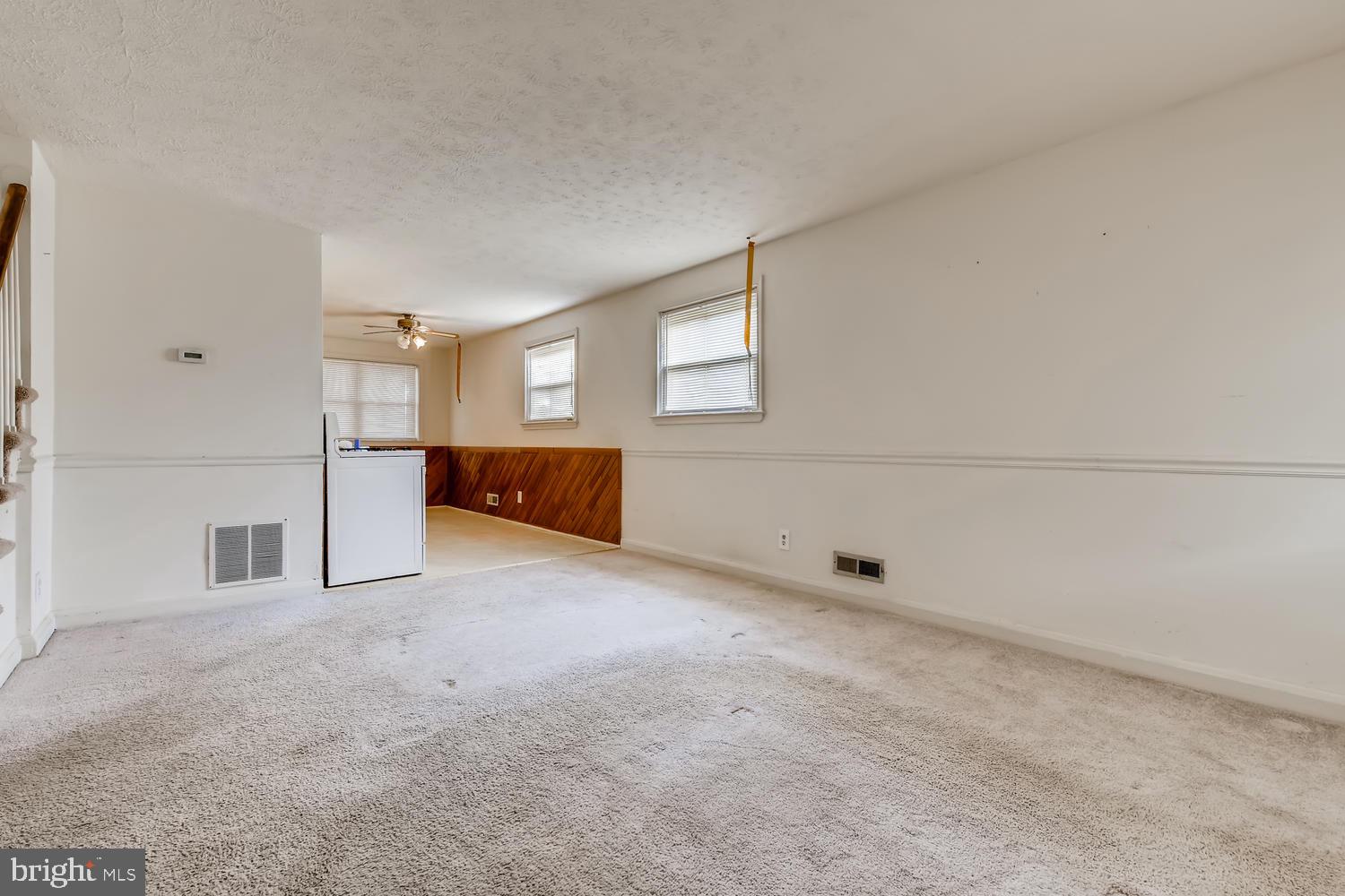 1869 Church Road Baltimore, MD 21222 - Photo 5 of 28