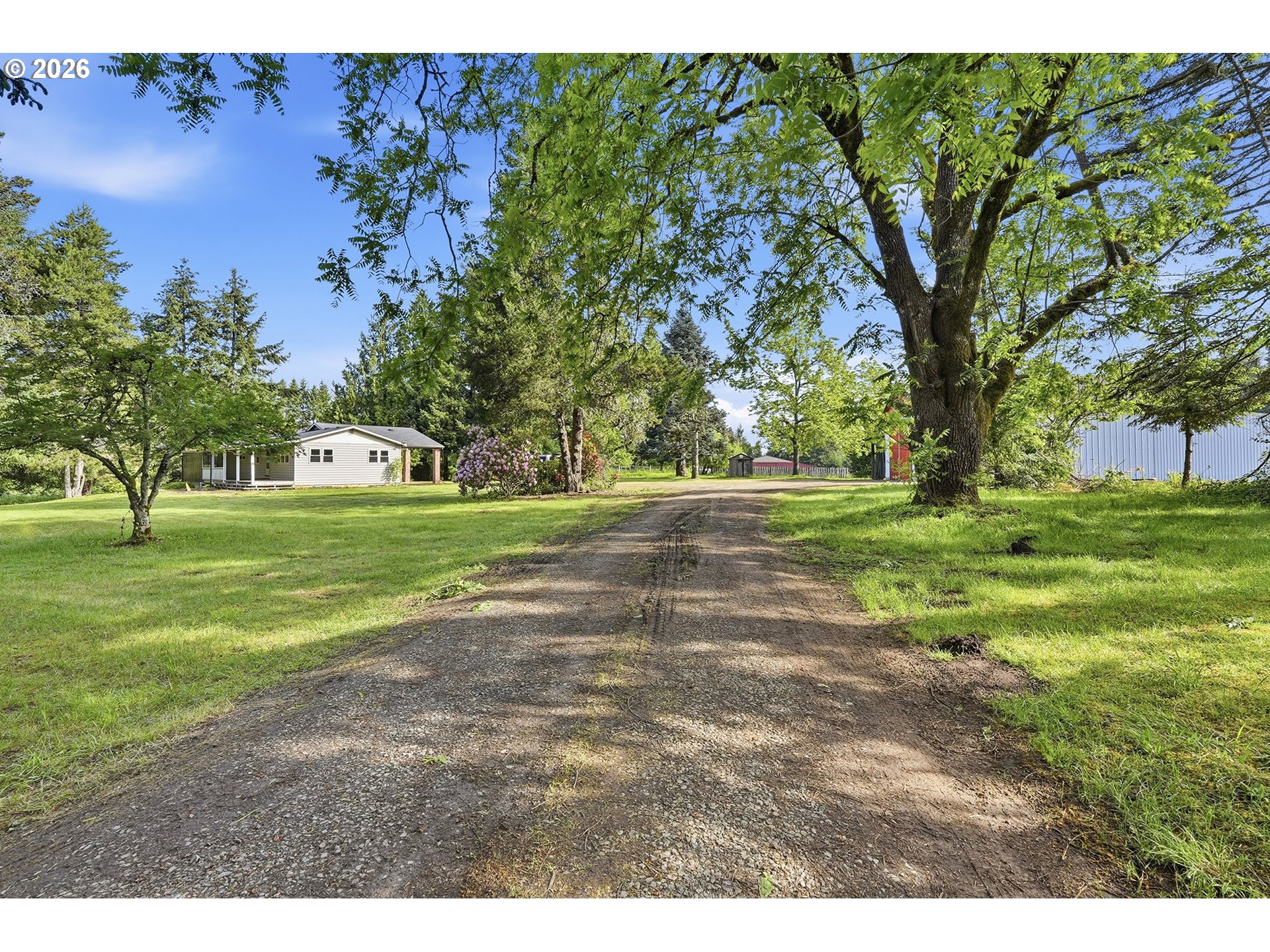 21945 South Lower Highland Road Beavercreek, OR 97004 - Photo 3 of 41 Driveway