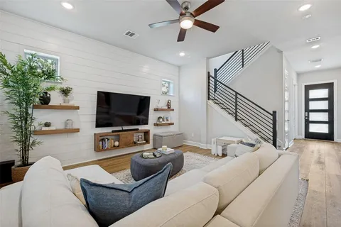 $799,900 | 9175 Rock Daisy Court, Dallas, TX 75231