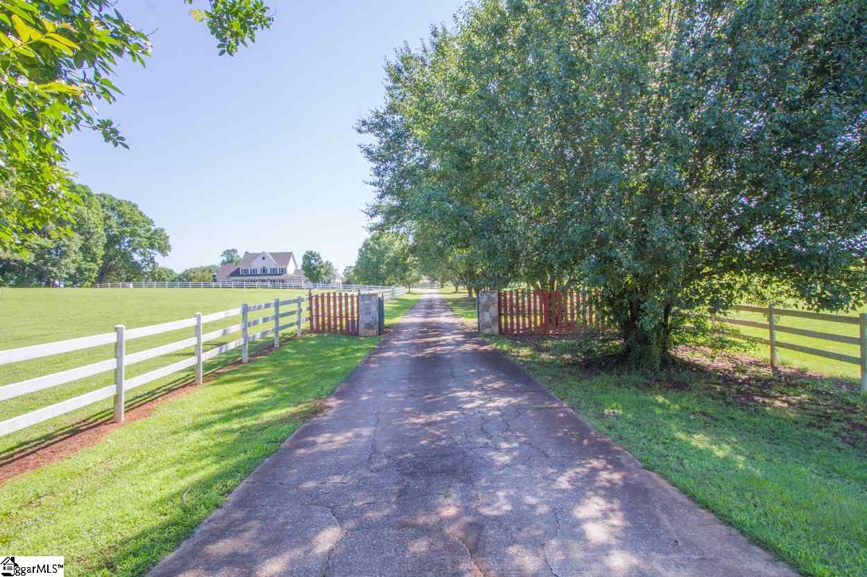 128 Harper Road Pendleton, SC 29670 - Photo 2 of 35