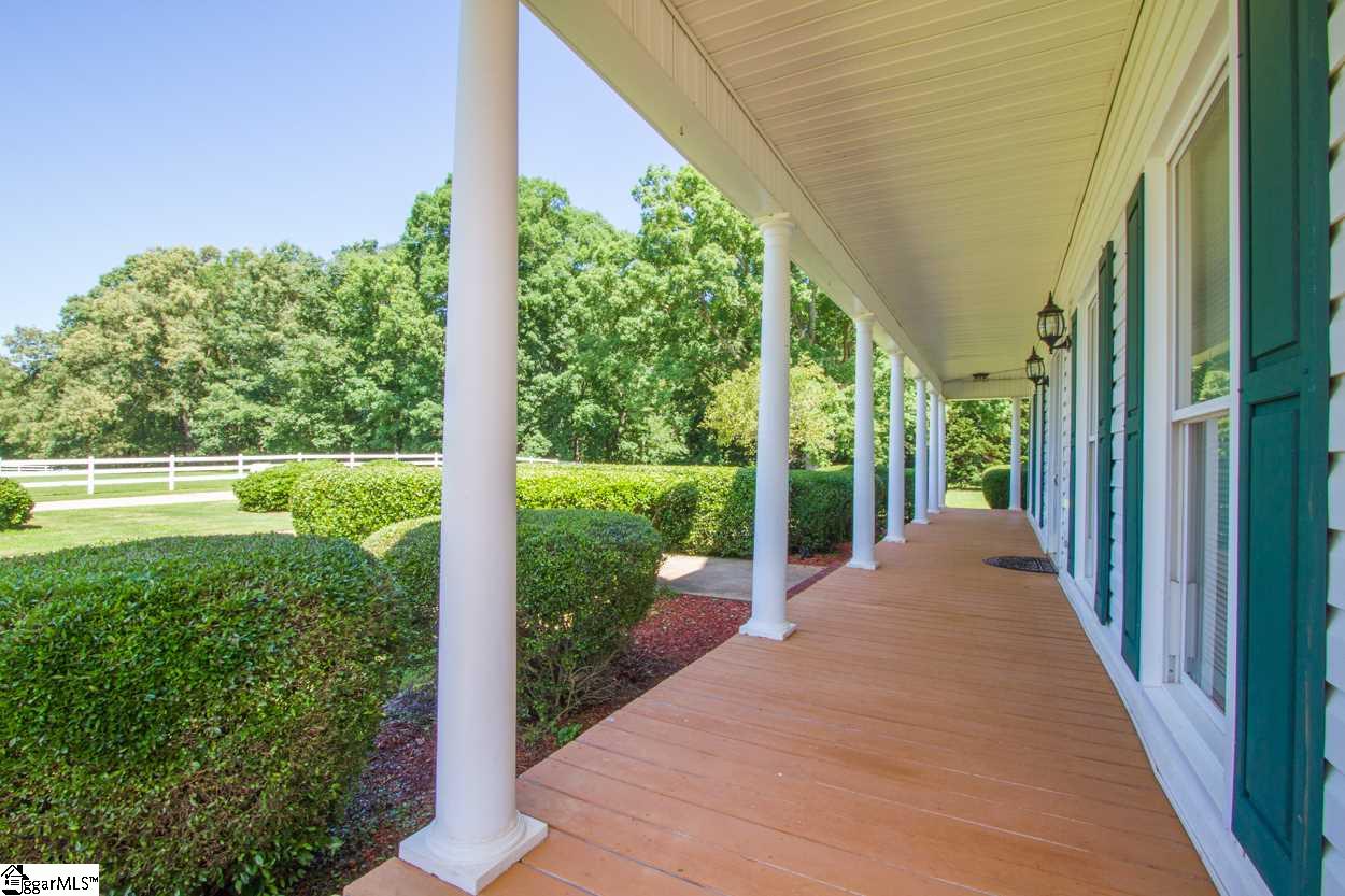 128 Harper Road Pendleton, SC 29670 - Photo 4 of 35