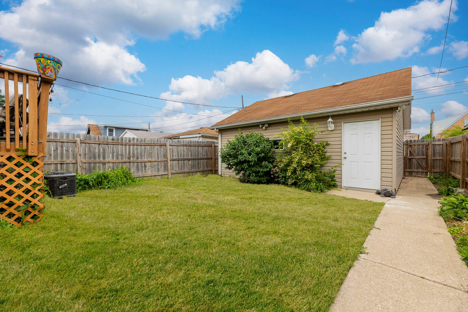 6017 South Monitor Avenue Chicago, IL 60638 - Photo 29 of 35