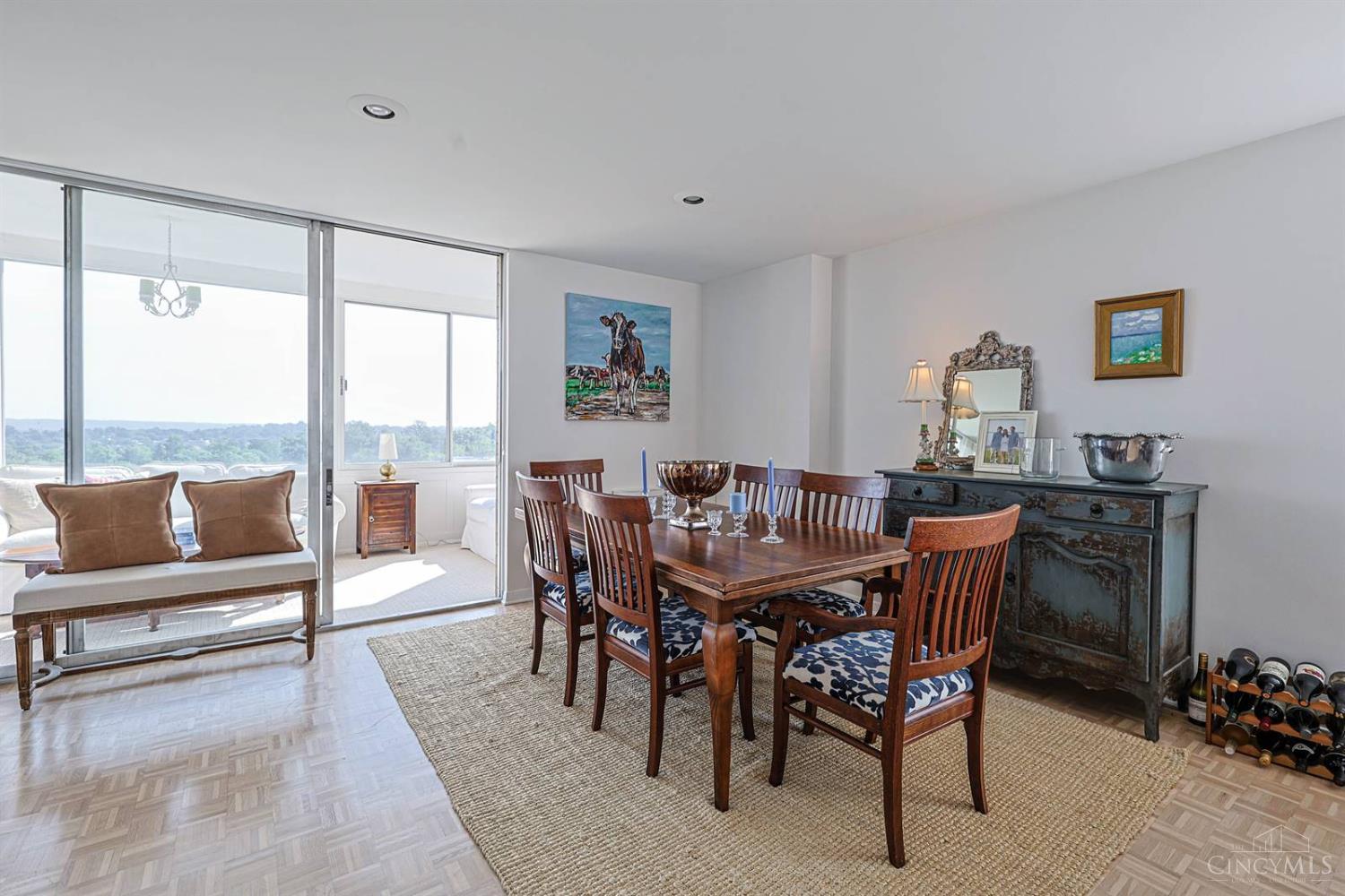 2324 Madison Road, Unit 1003 Cincinnati, OH 45208 - Photo 9 of 34 Gallery Image 9