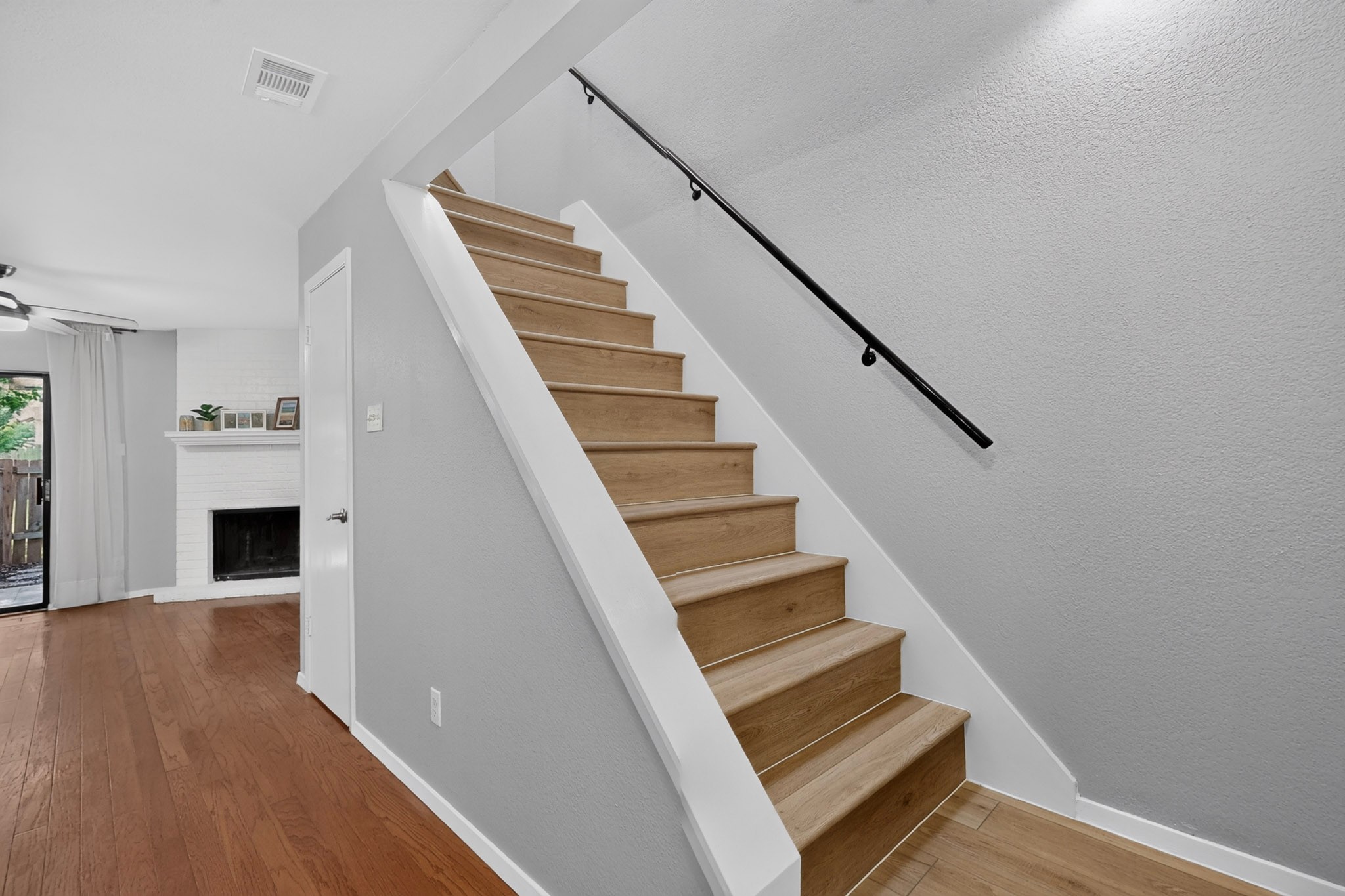 3801 Menchaca Road, Unit 25 Austin, TX 78704 - Photo 12 of 27