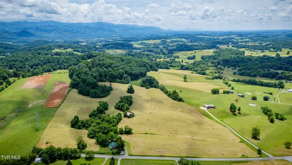 $436,275 | 672 Treadway Trail, Jonesborough, TN 37659