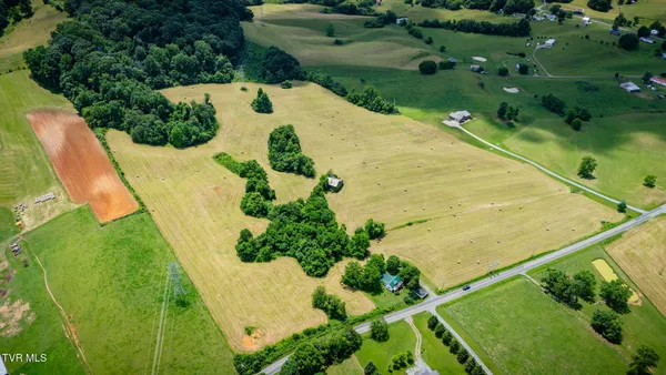 $436,275 | 672 Treadway Trail, Jonesborough, TN 37659