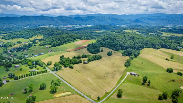 $436,275 | 672 Treadway Trail, Jonesborough, TN 37659