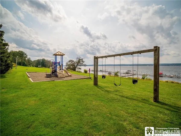 $299,000 | 4 Mohawk Drive, Chautauqua, NY 14728