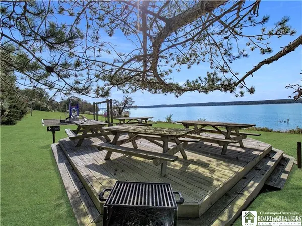 $299,000 | 4 Mohawk Drive, Chautauqua, NY 14728