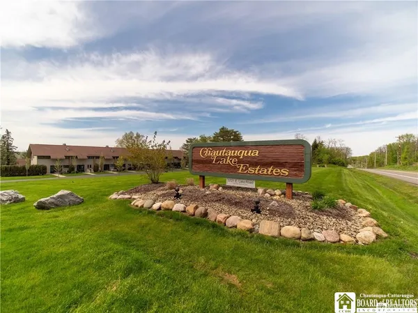 $299,000 | 4 Mohawk Drive, Chautauqua, NY 14728