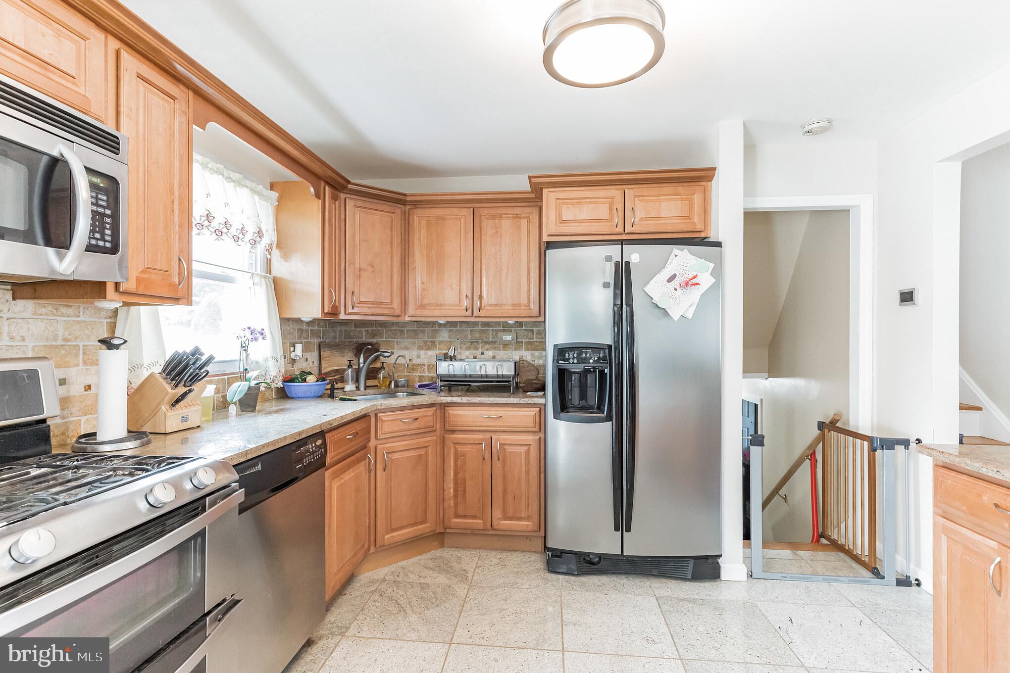 17 Bonnie Rae Drive Hamilton, NJ 08620 - Photo 14 of 29 Gallery Image 14