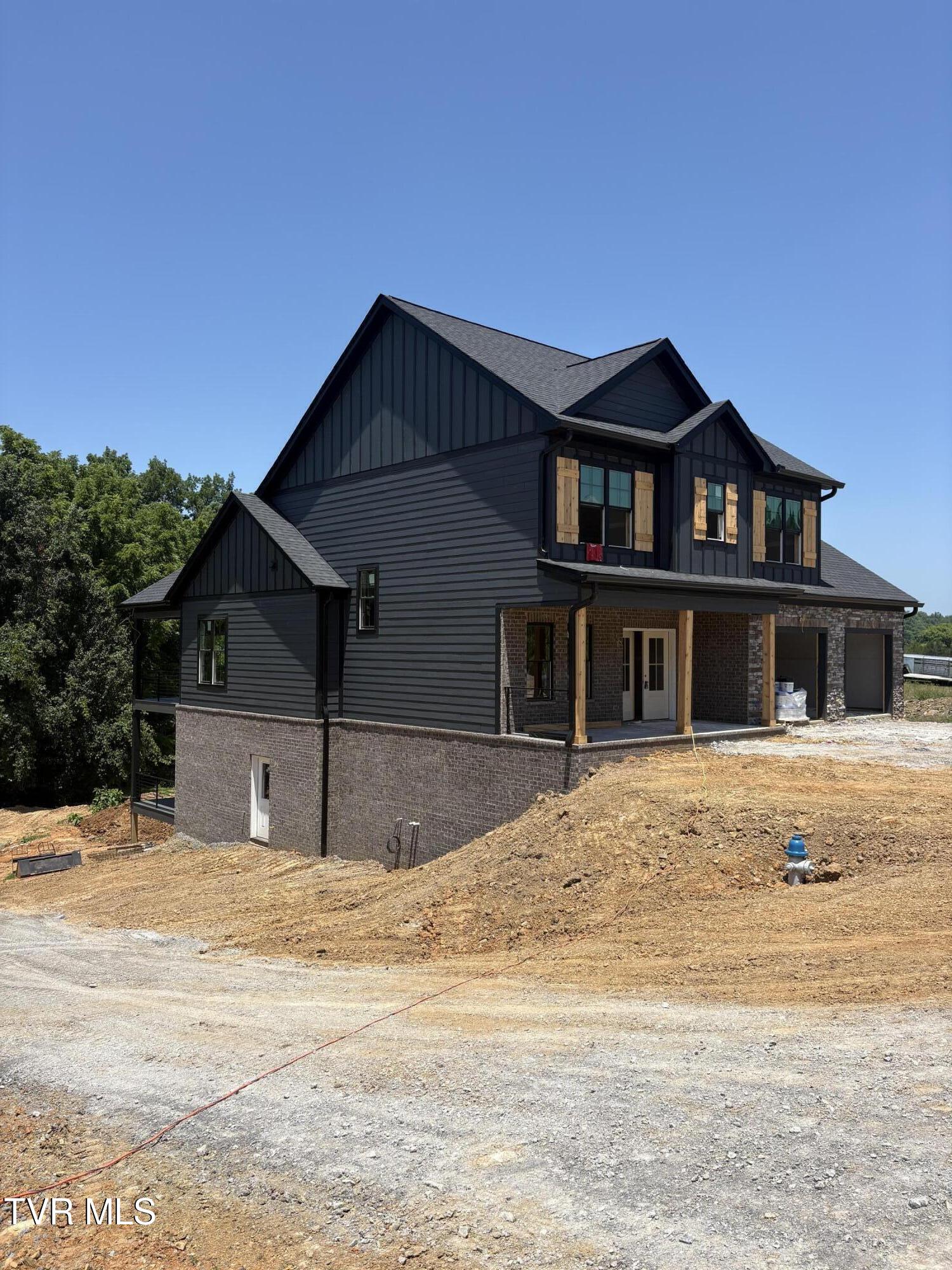 579 Carroll Creek Road Johnson City, TN 37601 - Photo 1 of 2 IMG_3377