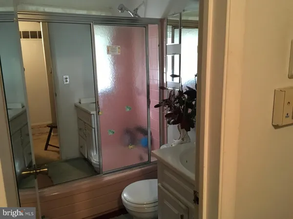 $260,000 | 6735 Kincheloe Avenue, Baltimore, MD 21207