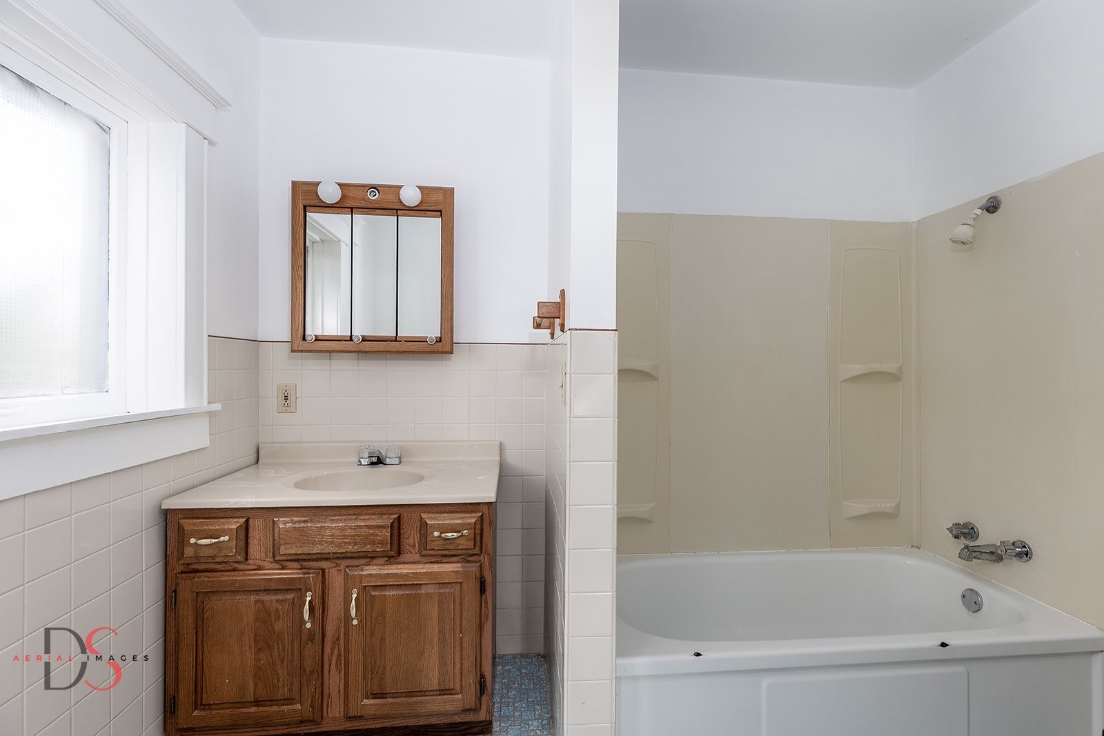 131 East Church Street Utica, IL 61373 - Photo 11 of 26