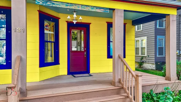 $275,000 | 131 East Church Street, Utica, IL 61373