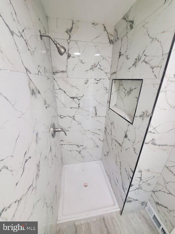 300 Ridge Road Browns Mills, NJ 08015 - Photo 13 of 28 a bathroom with a bathtub